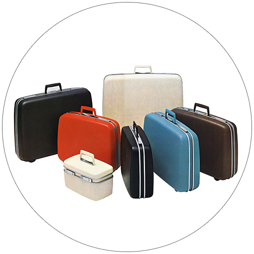 写真:純国産のスーツケースである「デボネア」を発売