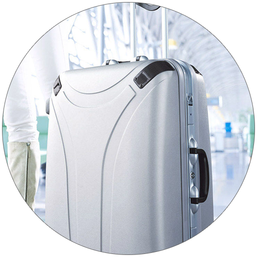 写真:世界的デザイナー、ジョルジェット・ジウジアーロ氏との協業モデルである「マニフィコ」シリーズ