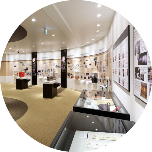 写真:生誕100周年を記念して「新川柳作記念館」を開館