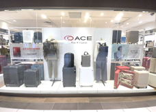 写真:エース バッグス&ラゲージ MAY ONE 浜松店