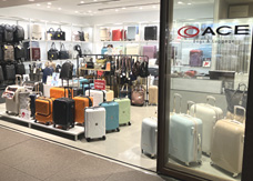 写真:エース バッグス&ラゲージ 天神地下街店