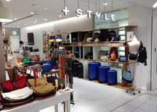 写真:+STYLE丸の内店